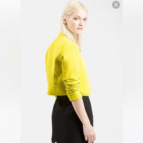 Topshop Jackets & Blazers - 🌼 TOPSHOP Crepe Cropped Blazer Jacket